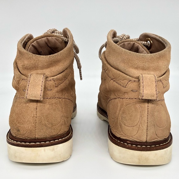 Coach - Picture 3 of 11